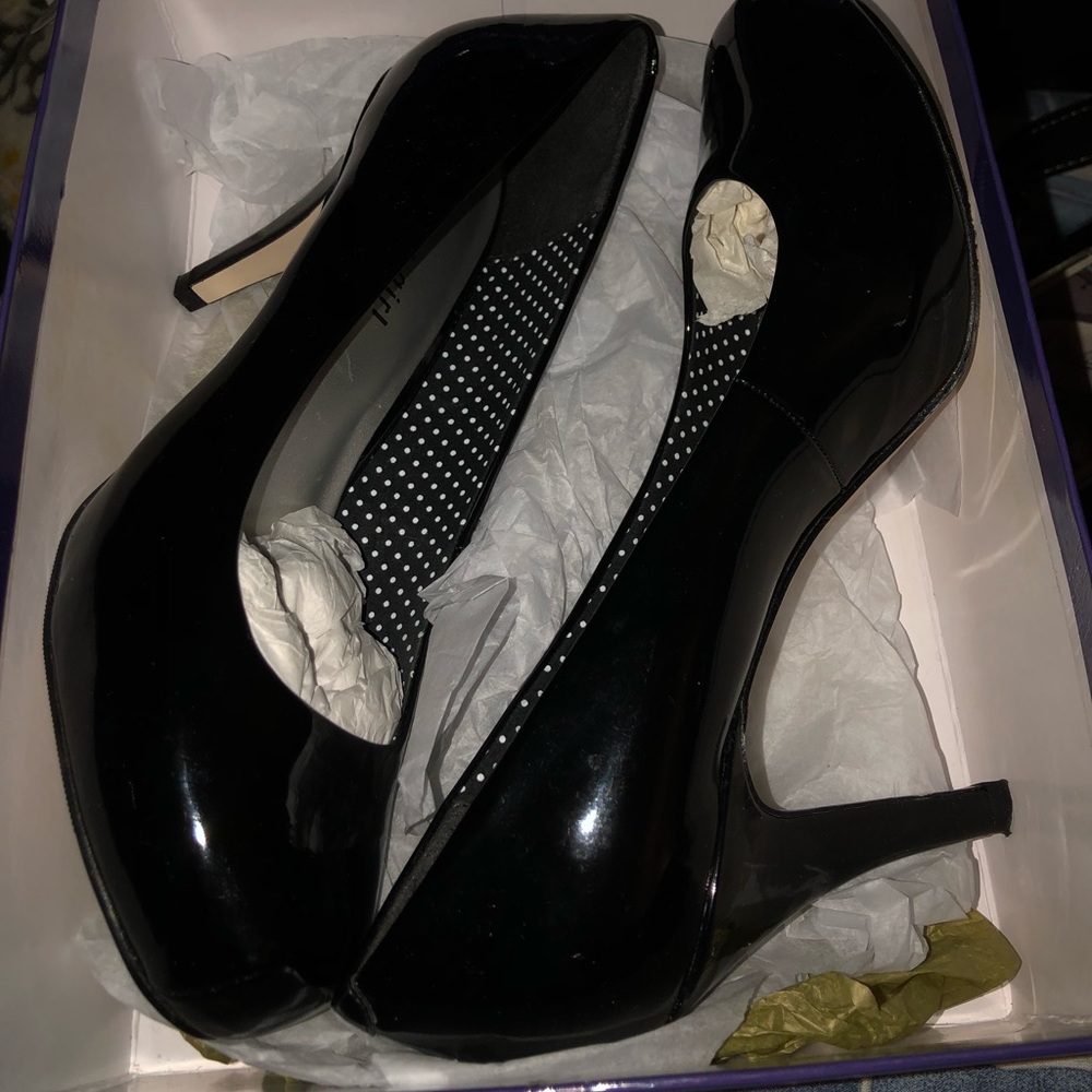 Madden Girl Getta Black Patent Size 9